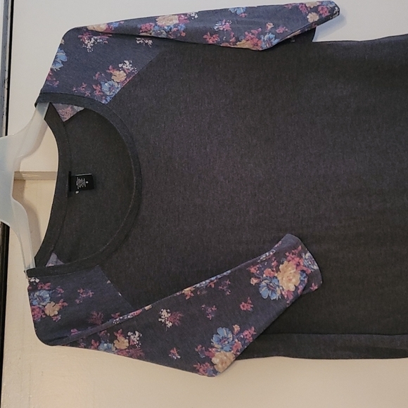 Torrid Ragland tunic - Picture 1 of 3